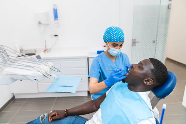 Best Dentist Open Late Near Me  in Oak Brook, IL